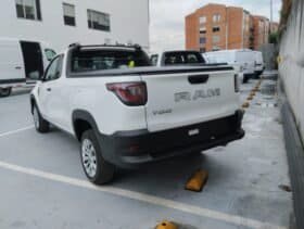 RAM 700 SLT CABINA SENCILLA 2026
