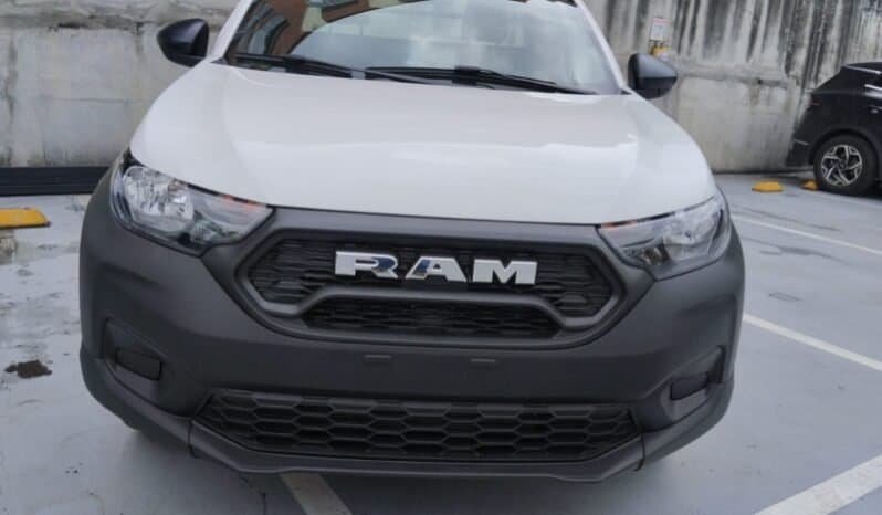 
RAM 700 SLT CABINA SENCILLA 2026 lleno									