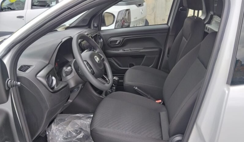 
RAM 700 SLT CABINA SENCILLA 2026 lleno									