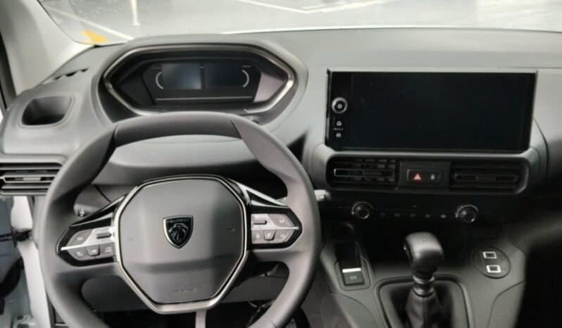 
Peugeot Partner 2027 lleno									