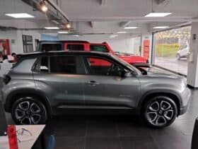 Jeep AVENGER SUMMIT ELECTRICO 2025