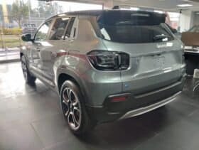 Jeep AVENGER SUMMIT ELECTRICO 2025