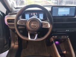 
Jeep AVENGER SUMMIT 2026 lleno									