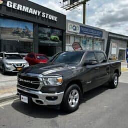 RAM 1500 BIG HORN DOBLE CABINA 2021