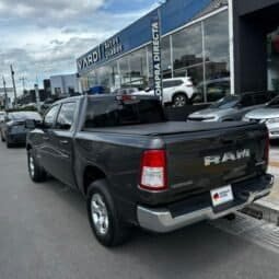 RAM 1500 BIG HORN DOBLE CABINA 2021