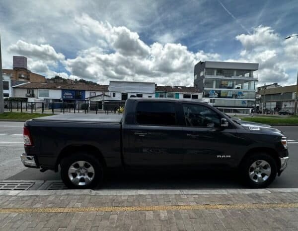 
RAM 1500 BIG HORN DOBLE CABINA 2021 lleno									