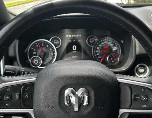 
RAM 1500 BIG HORN DOBLE CABINA 2021 lleno									