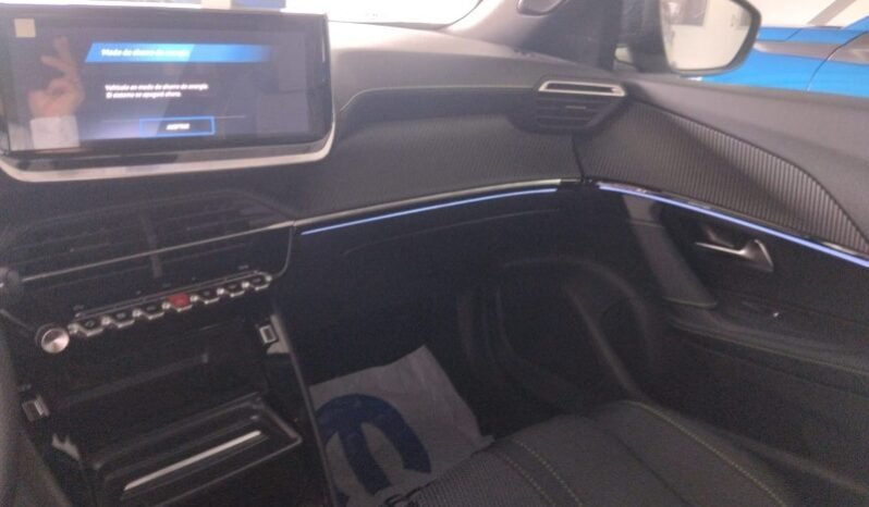 
Peugeot 2008 GT 2026 lleno									