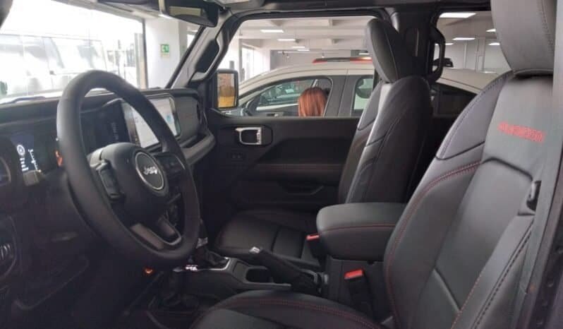 
Jeep Wrangler Rubicon Unlimited 2025 lleno									