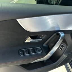 
Mercedes-Benz A 180 2022 lleno									