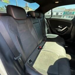 
Mercedes-Benz A 180 2022 lleno									