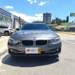 BMW Serie 3 2.0 330i F30 Lci Sportline 2017 lleno