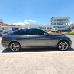 BMW Serie 3 2.0 330i F30 Lci Sportline 2017 lleno