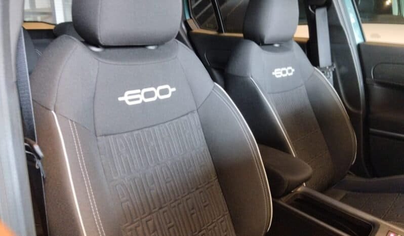 
fiat 600 HIBRIDO 2026 lleno									