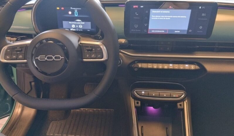
fiat 600 HIBRIDO 2026 lleno									