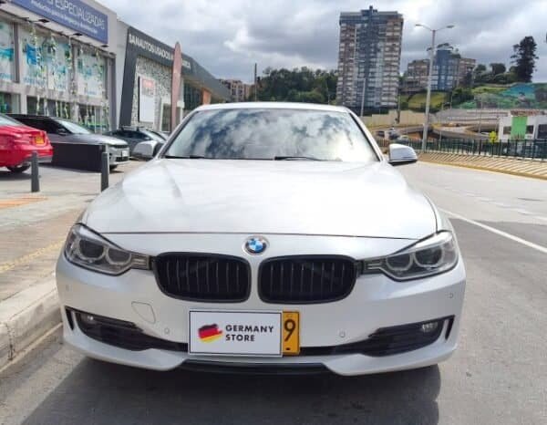 
BMW Serie 3 335i Luxury 2015 lleno									