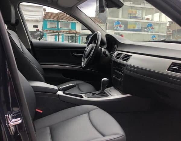
BMW Serie 3 2.5 325i E90 2006 lleno									