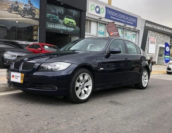 
BMW Serie 3 2.5 325i E90 2006 lleno									