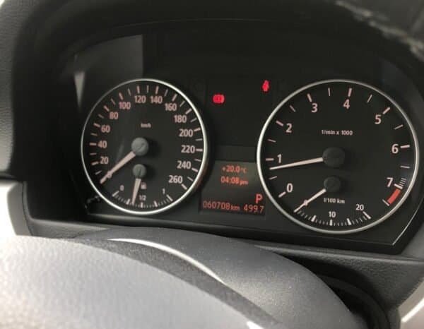 
BMW Serie 3 2.5 325i E90 2006 lleno									