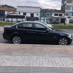 
BMW Serie 3 2.5 325i E90 2006 lleno									