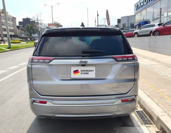 
Jeep COMMANDER OVERLAND 2023 lleno									