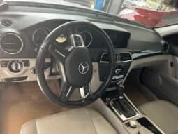 
Mercedes-Benz C 180 2012 lleno									