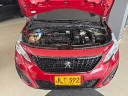 
Peugeot 2008 Style Turbo 2020 lleno									