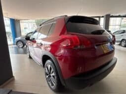 
Peugeot 2008 Style Turbo 2020 lleno									