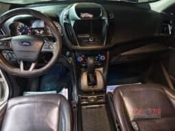 Ford Escape Titanium EcoBoost 2019 lleno